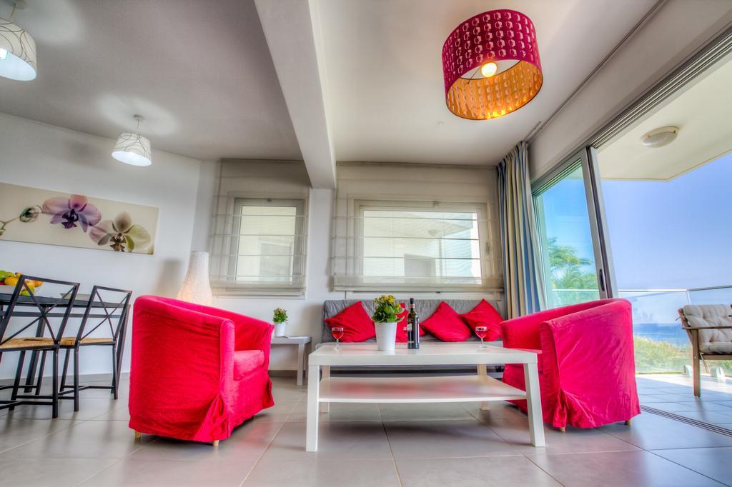 Beachfront Trident بروتاراس المظهر الخارجي الصورة