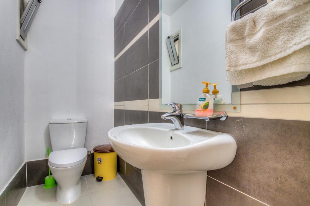 Beachfront Trident بروتاراس المظهر الخارجي الصورة