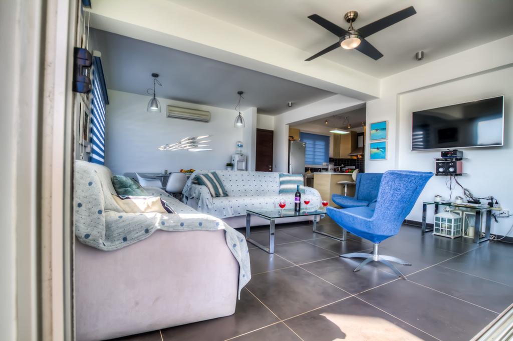 Beachfront Trident بروتاراس المظهر الخارجي الصورة