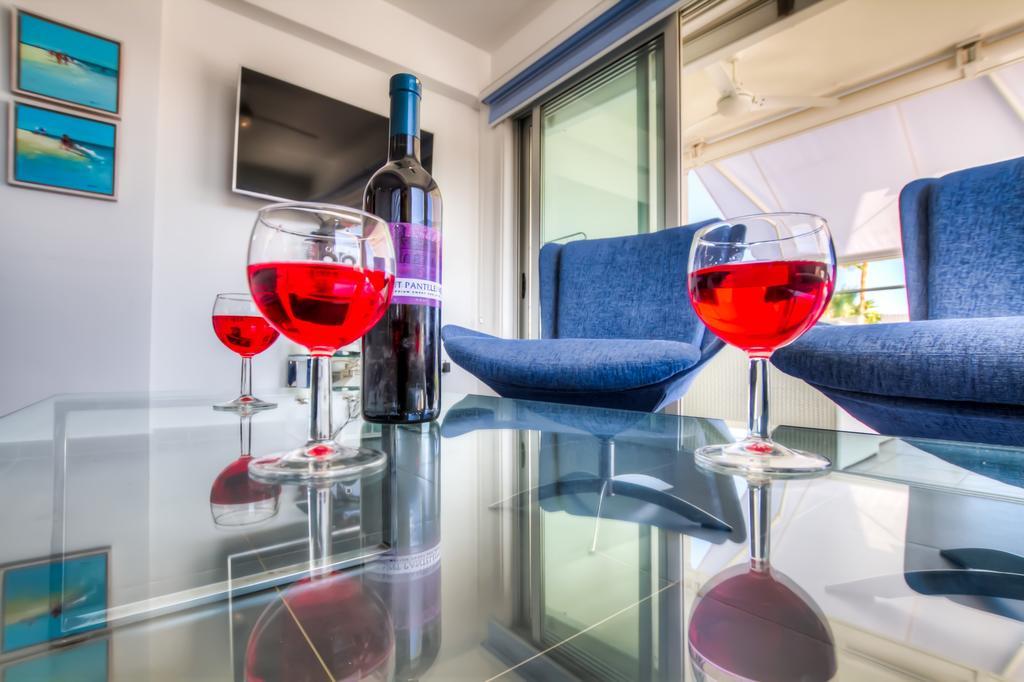Beachfront Trident بروتاراس المظهر الخارجي الصورة