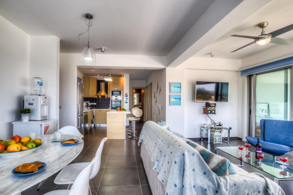 Beachfront Trident بروتاراس المظهر الخارجي الصورة