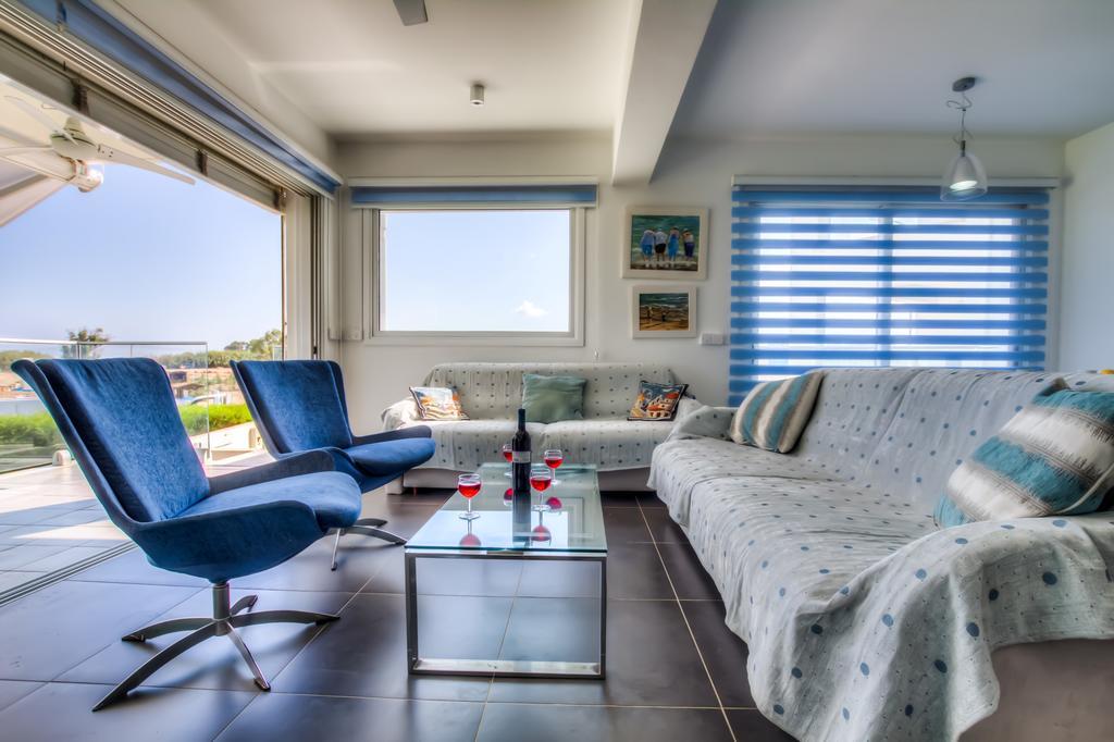 Beachfront Trident بروتاراس المظهر الخارجي الصورة